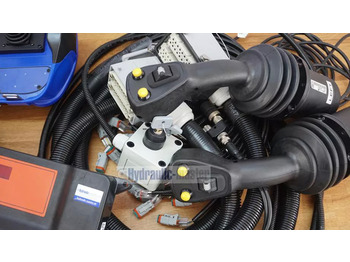 Pajisje pylltarie CanBus 2 joysticks with radio control Scanreco G3 12 V Forest crane for Palms Farma BMF KTS: foto 2