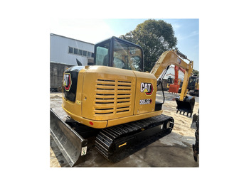 Ekskavator me zinxhirë CATERPILLAR 305.5E2