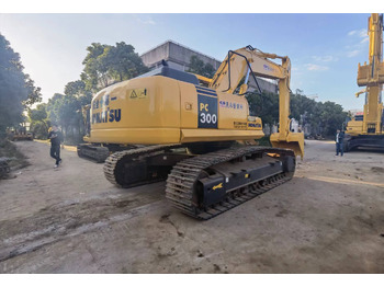 Ekskavator me zinxhirë KOMATSU PC300-7