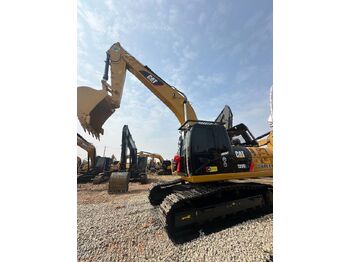 Ekskavator me zinxhirë CATERPILLAR 329