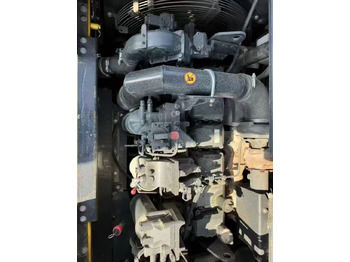 Ekskavator me zinxhirë Komatsu PC 400-8: foto 3