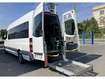 Veturë MERCEDES-BENZ