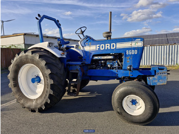 Traktor Ford 8600: foto 3