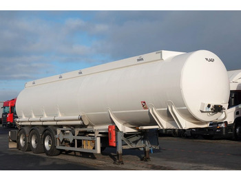 Gjysmë rimorkio me bot LAG