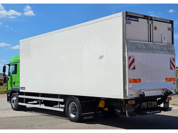 Kamion frigorifer MAN TGM 18.340 / 18.290 / 15.290 / IZOTERMA / WINDA / 19PALET /E6  / SPROWADZONY / AUTOMAT / SYPIALKA / PIERWSZY WŁAŚCICIEL / BOCZNE DRZWI / STAN BARDZO DOBRY: foto 4