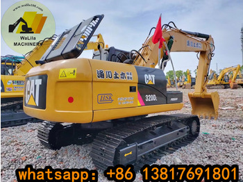 Ekskavator me zinxhirë CATERPILLAR 320DL