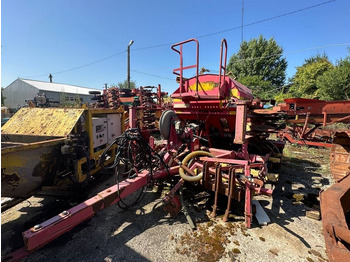 Mbjellëse e kombinuar në radhë VÄDERSTAD