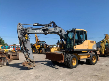 Ekskavator me goma VOLVO EW140C