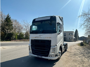 Gjysmë-kamion VOLVO FH 460