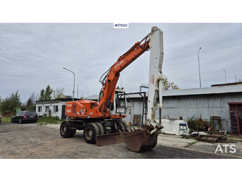 Ekskavator me goma ATLAS