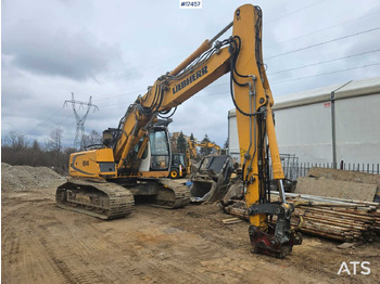 Ekskavator me zinxhirë LIEBHERR
