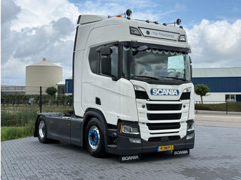 Gjysmë-kamion SCANIA R 450