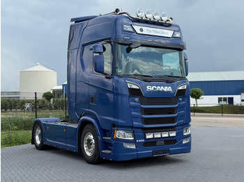Gjysmë-kamion SCANIA S 500