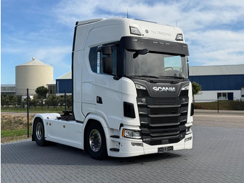 Gjysmë-kamion SCANIA S 650 V8