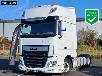 Gjysmë-kamion DAF XF 530