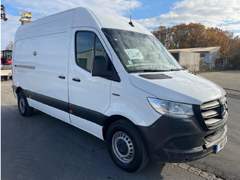 Lizingu i  Mercedes-Benz eSprinter L2H2 Kastenwagen/47KW/AC/Kamera Mercedes-Benz eSprinter L2H2 Kastenwagen/47KW/AC/Kamera: foto 1