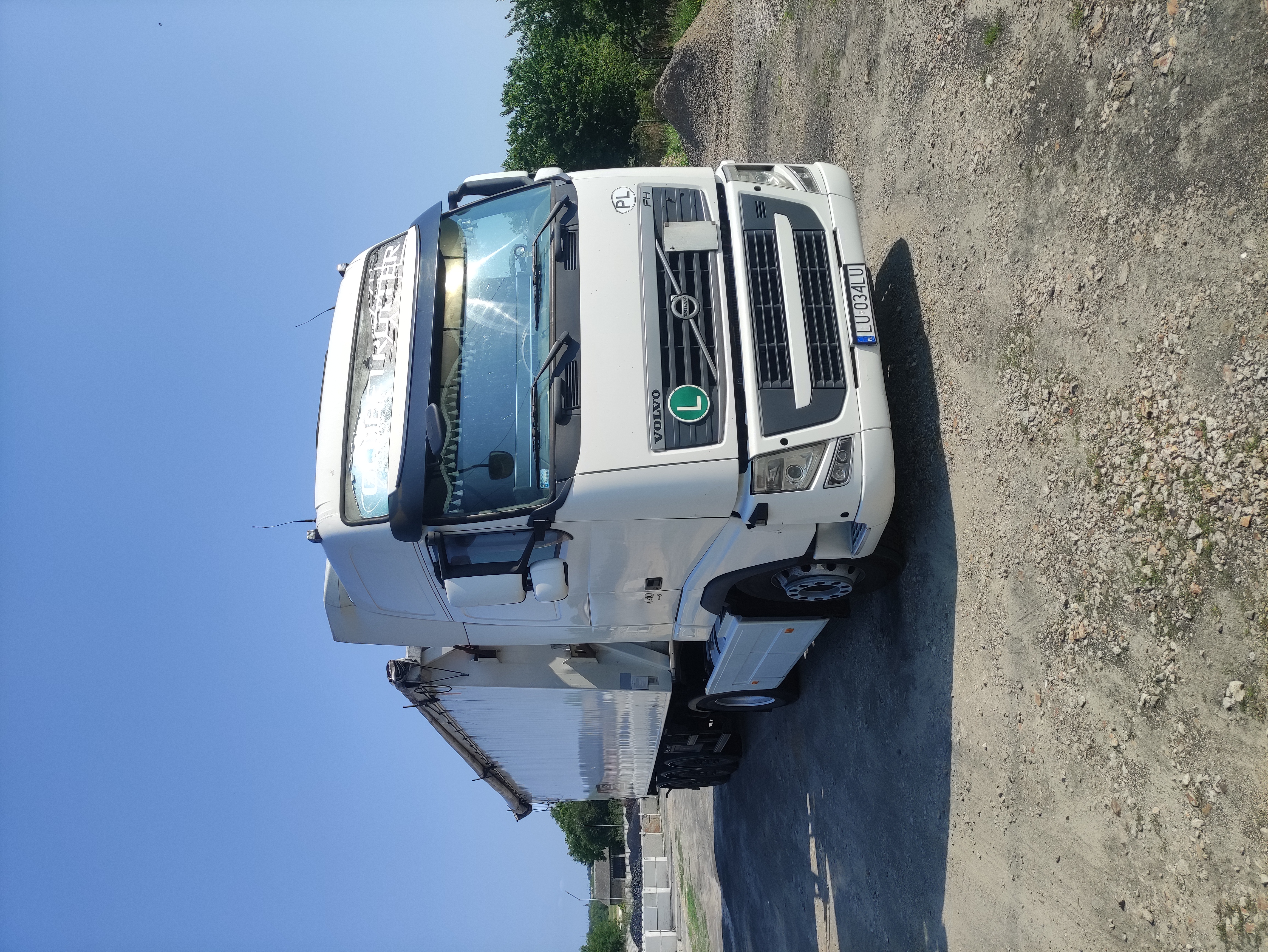 Gjysmë-kamion Volvo FH 13: foto 2