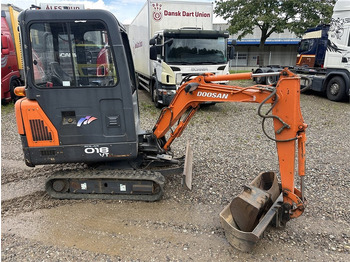 Lizingu i Doosan Slo 18 - 1.8T with bucket packed (Low Hours) Doosan Slo 18 - 1.8T with bucket packed (Low Hours): foto 3
