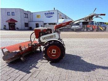 Makinë fshirëse për rrugët
