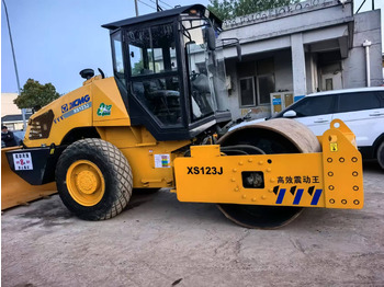 : fotoja e kryefaqes