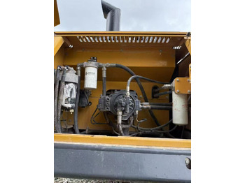 Ekskavator me zinxhirë XCMG XE380DK: foto 5