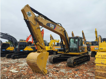 Ekskavator me zinxhirë CATERPILLAR 320D2L: foto 2