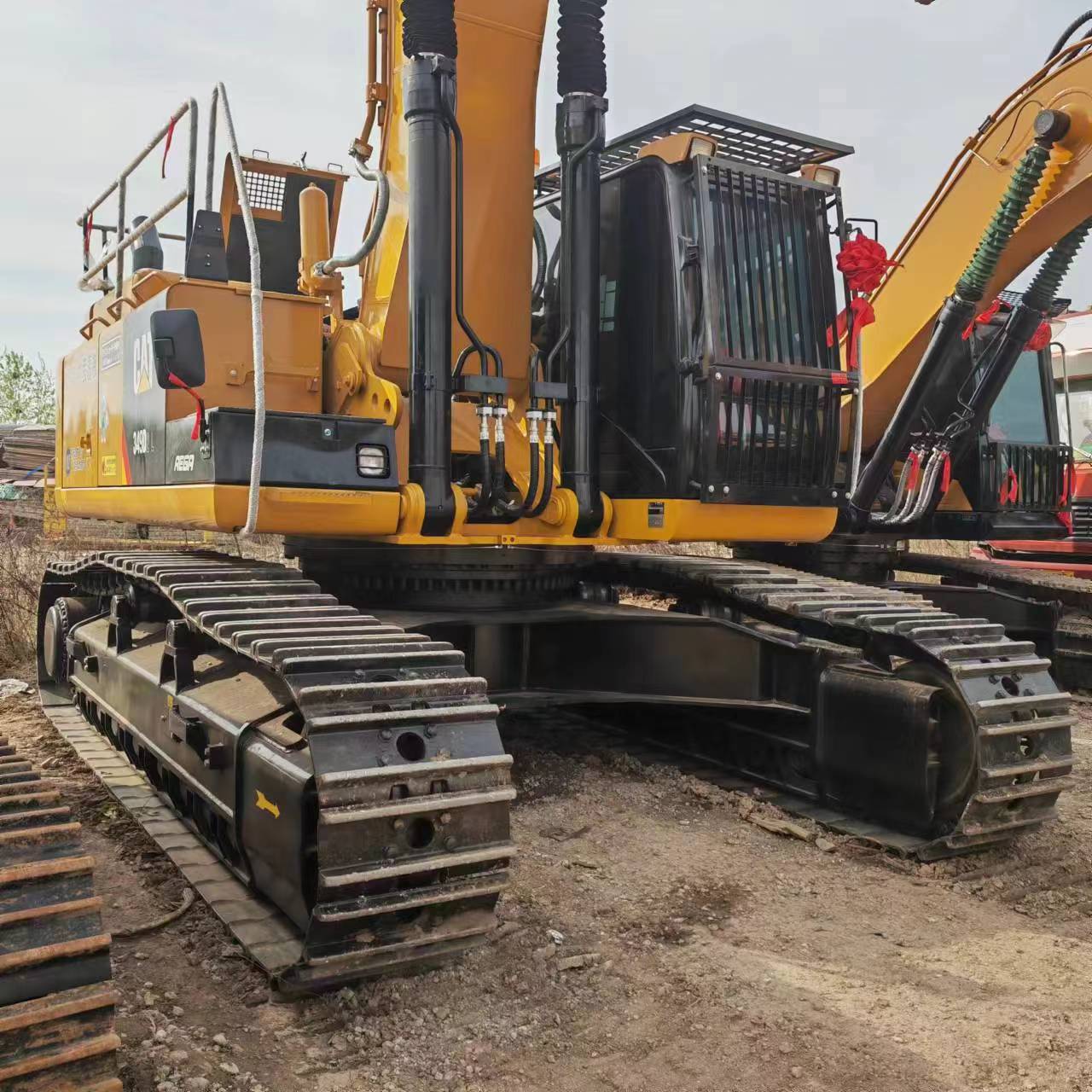 Ekskavator me zinxhirë CATERPILLAR 349: foto 4