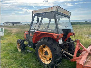 Lizingu i  1989 Zetor 5245 tractor w/ snow blower. 1989 Zetor 5245 tractor w/ snow blower.: foto 4