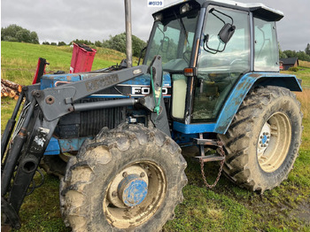Traktor FORD