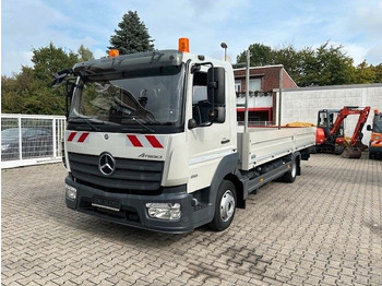 Kamioncine me karroceri MERCEDES-BENZ