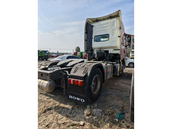 Lizingu i HOWO Tractor HOWO Tractor: foto 4