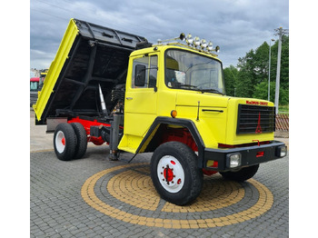 Kamion vetëshkarkues IVECO Stralis