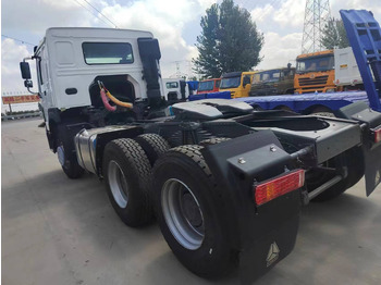 Gjysmë-kamion SINOTRUK HOWO trailer head: foto 5