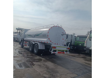 Autobot HOWO 20m³ sprinkler truck: foto 4 Autobot HOWO 20m³ sprinkler truck: foto 4
