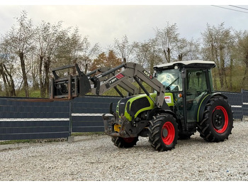Traktor CLAAS Nexos
