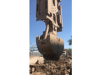 Kovë me dy nofulla për Makineri ndërtimi i ri Sennebogen: foto 3