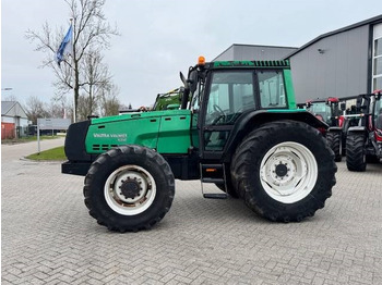 Traktor VALTRA 8000