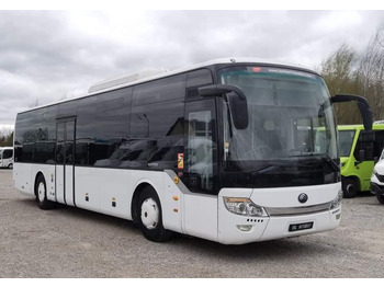 Autobus suburban