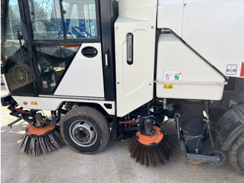 Makinë fshirëse për rrugët SCARAB Minor: foto 3
