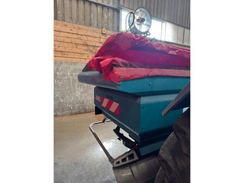 Shpërndarës plehu kimik SULKY X40: foto 5 Shpërndarës plehu kimik SULKY X40: foto 5