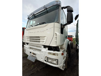 Kamion kabinë-shasi IVECO Trakker