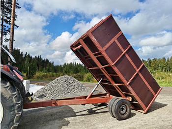 Rimorkio bujqësore vetëshkarkuese/ Shkarkues