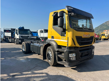 Kamion kabinë-shasi IVECO Stralis