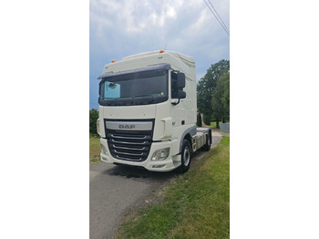 Gjysmë-kamion DAF XF 460