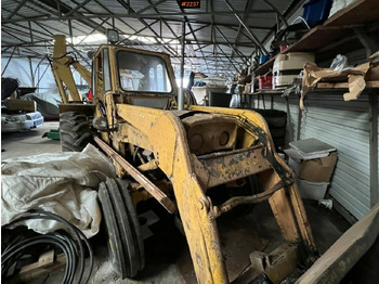 Fadromë me shkarkim nga prapa MASSEY FERGUSON