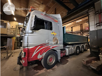 Kamion vetëngarkues MAN TGX