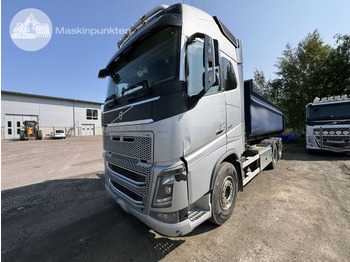 Kamion vetëngarkues VOLVO FH16 750