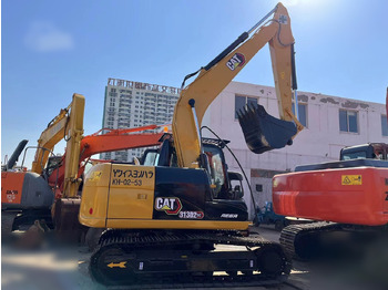 Ekskavator me zinxhirë CATERPILLAR 313D
