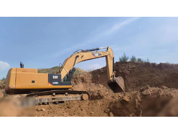 Ekskavator me zinxhirë CATERPILLAR 349