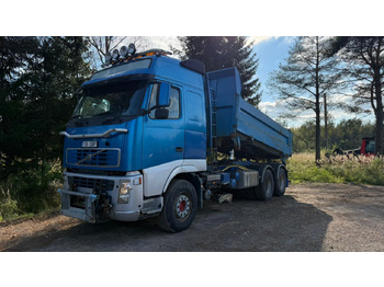 Kamion vetëshkarkues VOLVO FH12